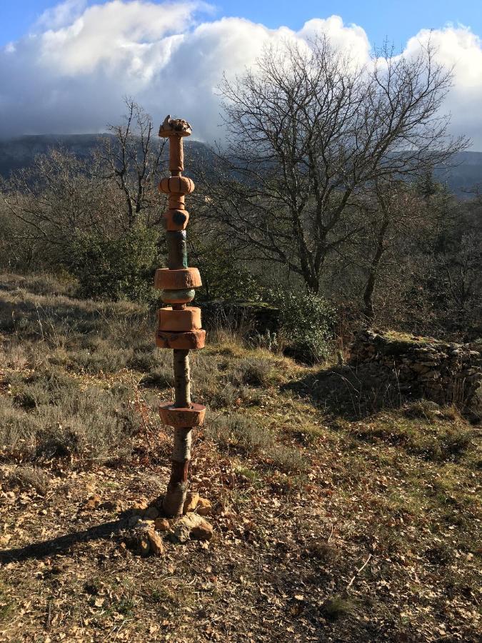 La Maison De Mado Et Sa Cabane Dans Les Arbres Plan d'Aups Exterior foto